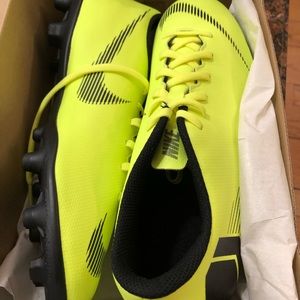 Nike men’s soccer cleats